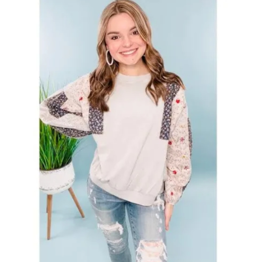 Easel beige and Floral Patchwork Sweatshirt
